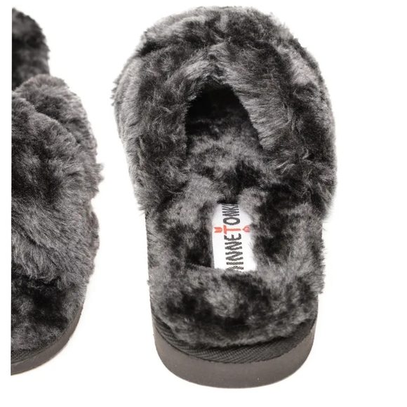 Lilly Faux Shearling SlippersMINNETONKA - Picture 3 of 9